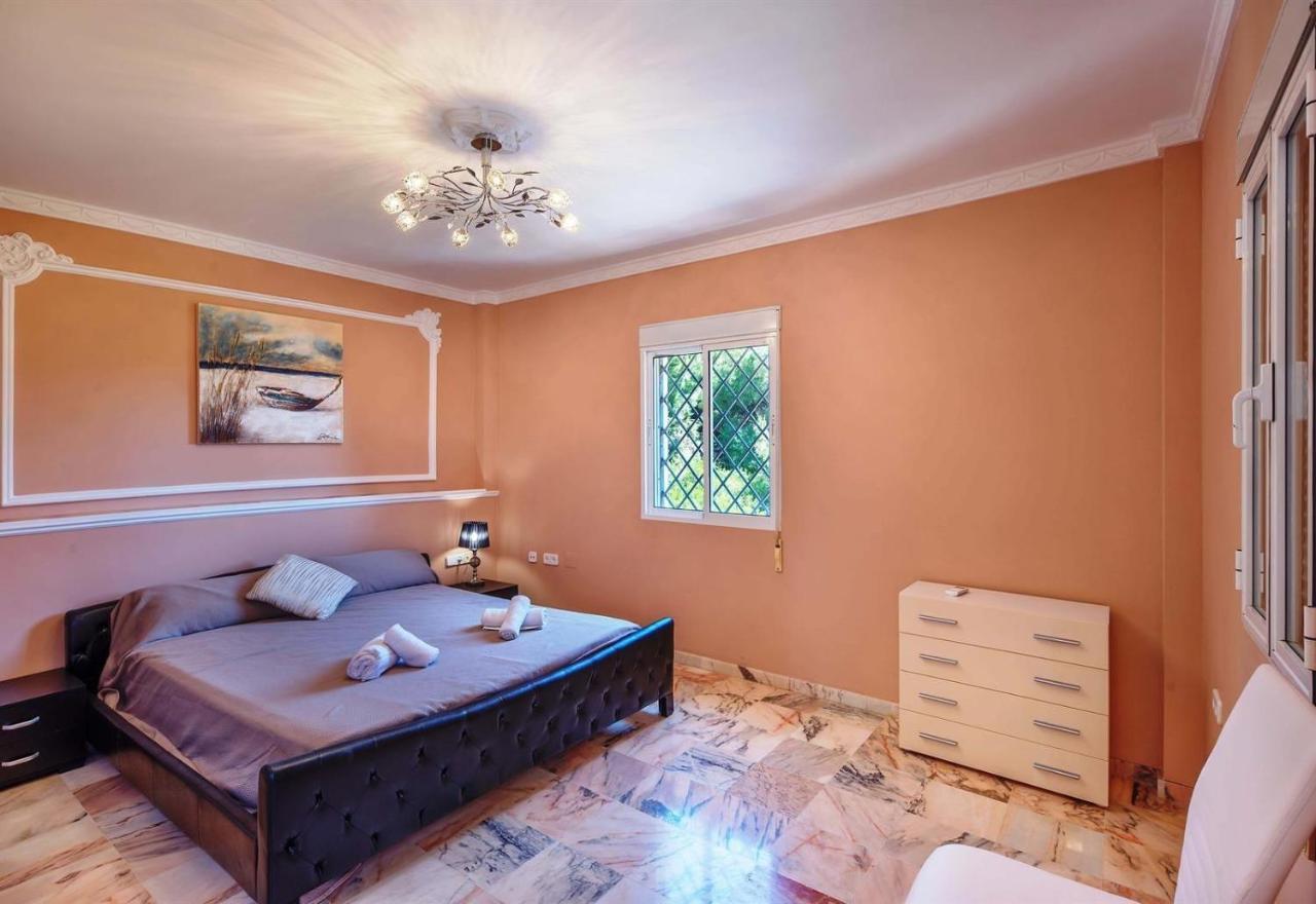 Villa Domus Vesta Marbella Esterno foto